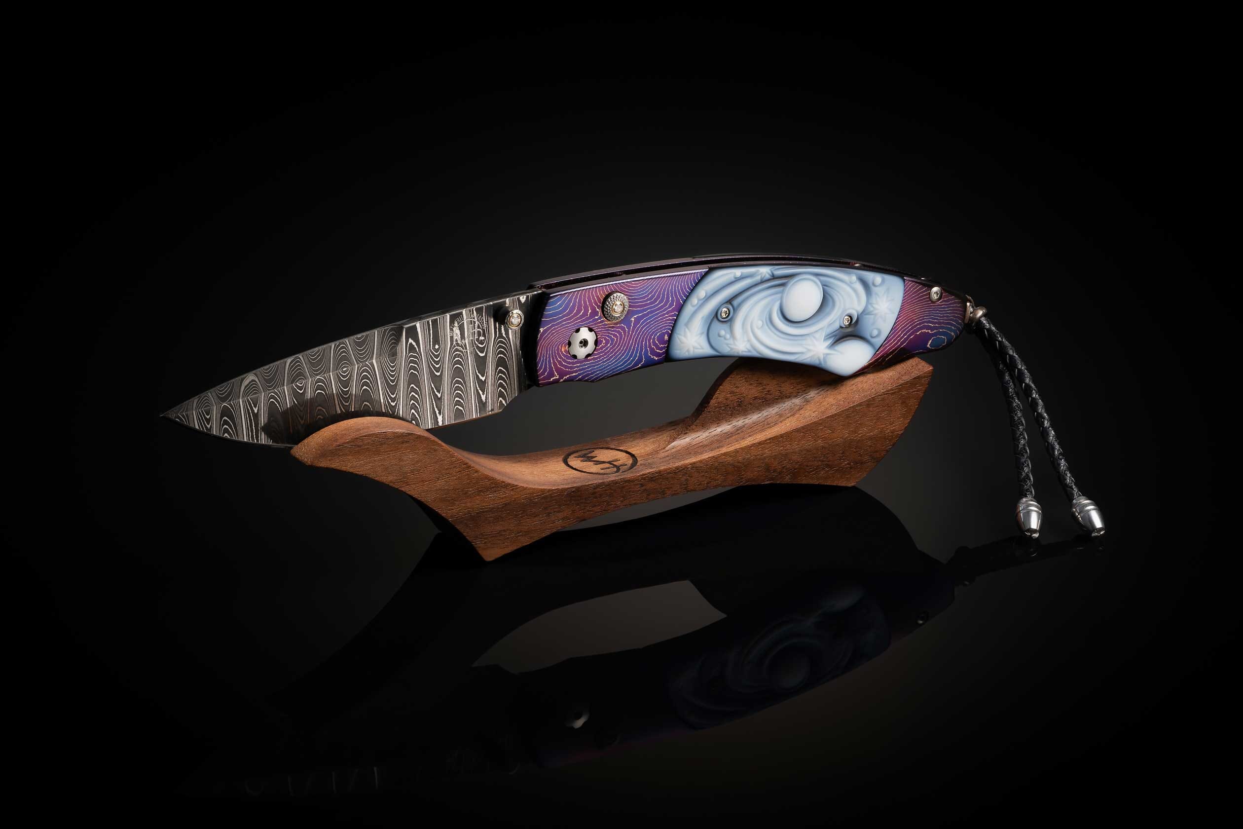 William Henry collector's pocketknife stand made from American Black Walnut.